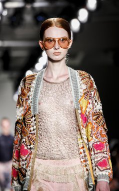 Custo Barcelona defilesi