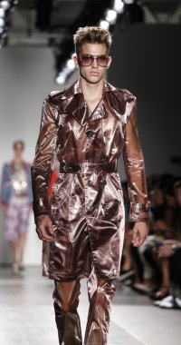 Custo Barcelona defilesi