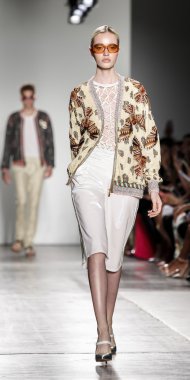 Custo Barcelona defilesi