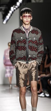 Custo Barcelona defilesi