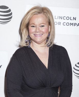 aktris Caroline Rhea