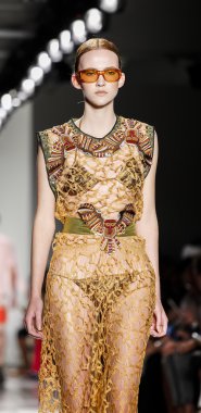 Custo Barcelona defilesi