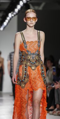 Custo Barcelona defilesi