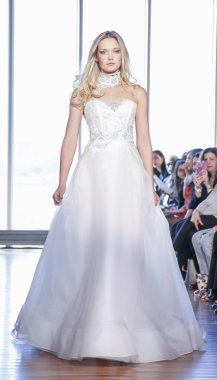 Rivini bahar 2017 Gelin Koleksiyonu