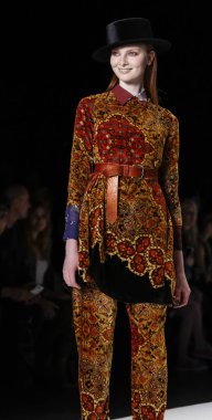 Desigual runway show