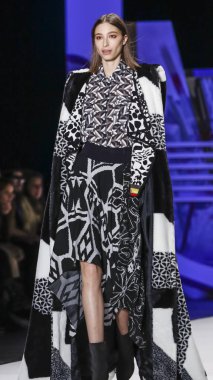 Desigual runway show