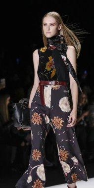 Desigual runway show