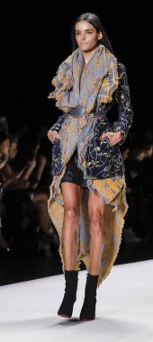 Desigual runway show