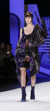 Desigual runway show