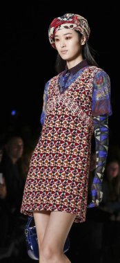 Desigual runway show