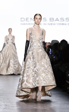 Dennis Basso pist gösteri