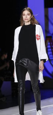 Desigual runway show