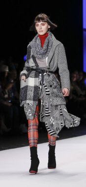 Desigual runway show