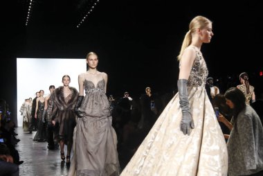 Dennis Basso pist gösteri