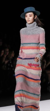 Desigual runway show