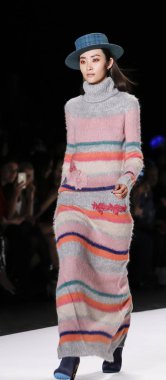 Desigual runway show