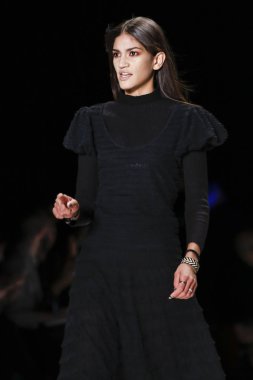 Desigual runway show