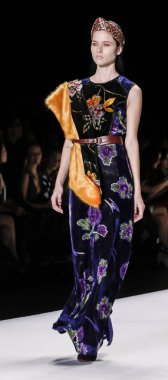 Desigual runway show