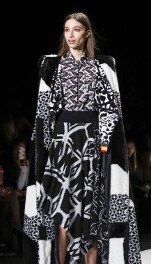 Desigual runway show