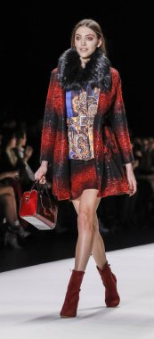 Desigual runway show