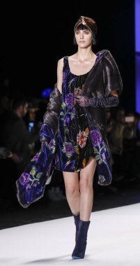 Desigual runway show