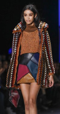 Desigual runway show