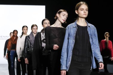 Dennis Basso pist gösteri