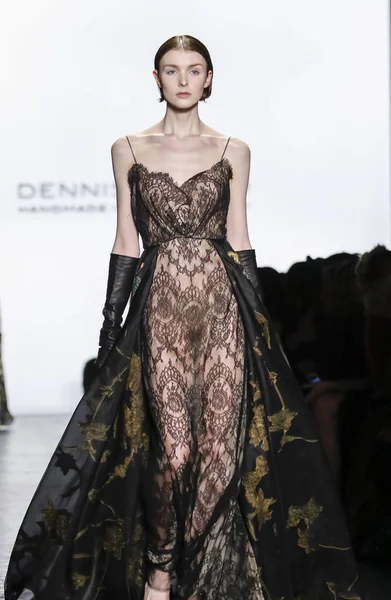 Dennis Basso pist gösteri