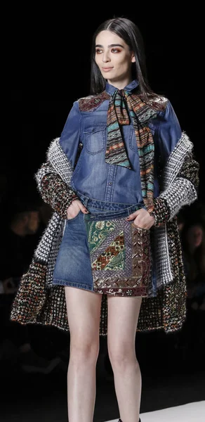 Desigual runway show