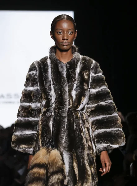 Dennis Basso pist gösteri