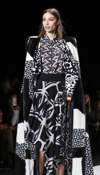 Desigual runway show