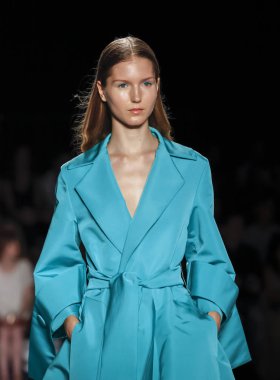 Chrisyian Siriano pist gösteri