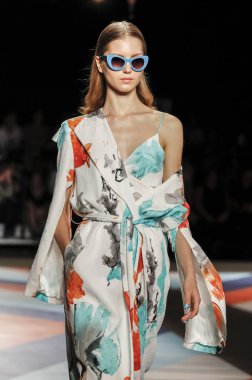 Chrisyian Siriano pist gösteri