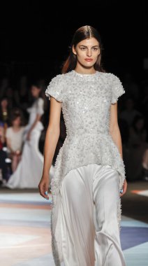 Chrisyian Siriano pist gösteri