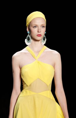 Naeem Khan pist gösteri