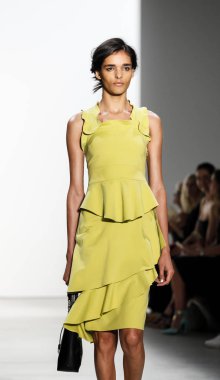 Marissa Webb pist gösteri