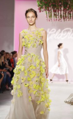 Lela Rose pist gösteri