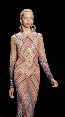 Naeem Khan pist gösteri