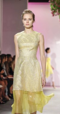 Lela Rose pist gösteri