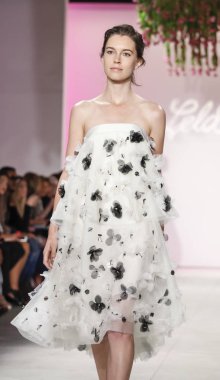 Lela Rose pist gösteri