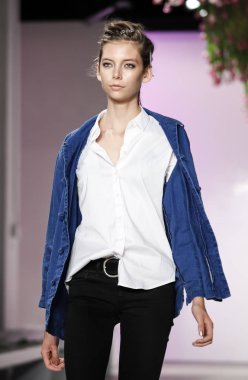 Lela Rose pist gösteri