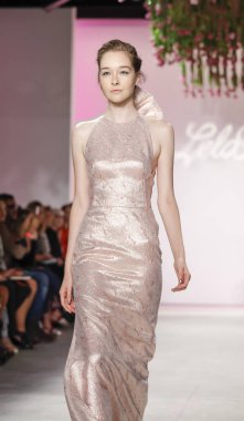 Lela Rose pist gösteri