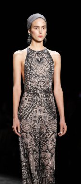 Naeem Khan pist gösteri