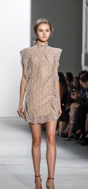 Marissa Webb pist gösteri