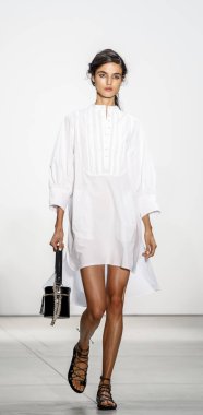 Marissa Webb pist gösteri