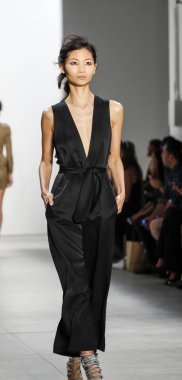 Marissa Webb pist gösteri