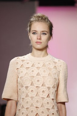 Lela Rose pist gösteri