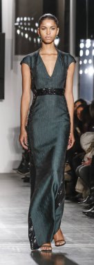 Pamella Roland pist gösteri