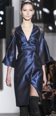 Pamella Roland pist gösteri