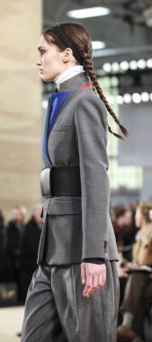 marc jacobs tarafından